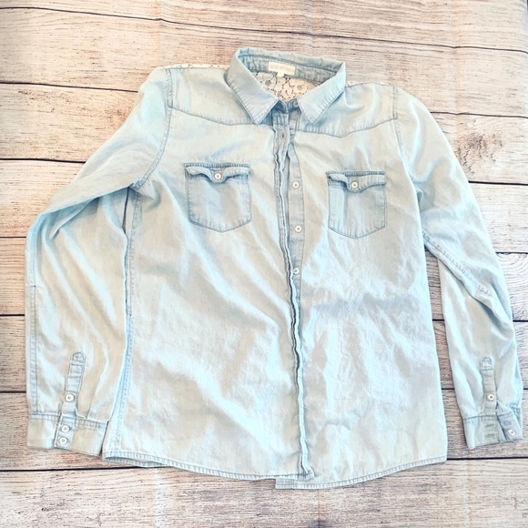 Thyme and Honey Tops - 3/$20 Thyme and Honey denim Chambray Shirt